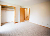 Thumbnail 8 of 16 - Townhomes in rochester mn with large closets