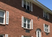 Thumbnail 10 of 18 - Arbors at Eastland apartments in Bloomington, IL
