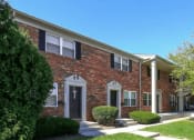 Thumbnail 12 of 13 - landscaping at apartment complex