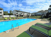 Thumbnail 9 of 31 - Eastland Apartments sundeck