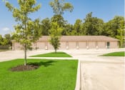 Thumbnail 16 of 34 - apartments in Denham Springs with garages