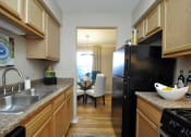 Thumbnail 15 of 35 - Laundry facility in Pavilion Lakes apartments