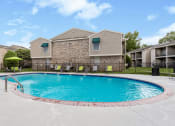 Thumbnail 21 of 33 - swimming pool