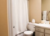 Thumbnail 15 of 31 - bathroom in an apartment