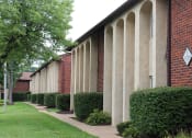 Thumbnail 26 of 31 - apartment complex with 24-hour emergency maintenance