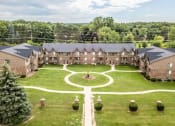 Thumbnail 28 of 29 - Fountain Pointe Townhomes & Apartments in Grand Blanc MI
