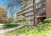 Thumbnail 15 of 28 - Side view of Kimball Court in Woburn