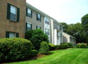 Thumbnail 4 of 18 - Saugus commons exterior