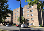 Thumbnail 6 of 7 - Exterior View and Entrance at Oakmound Apartments, Clarksburg, WV