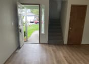 Thumbnail 3 of 24 - Kinwood 6802A