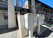 Thumbnail 4 of 27 - A parking meter with the number 11 on it.