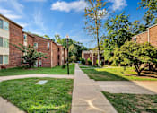 Thumbnail 34 of 49 - Lush Green Courtyard Wit Walking Paths at Columbia Pointe, Columbia, 21045