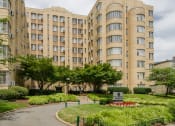 Thumbnail 1 of 30 - Apartment Exterior at Majestic, Washington, Washington
