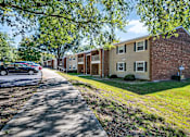 Thumbnail 15 of 19 - Exterior Willow Woods