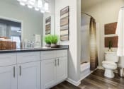 Thumbnail 11 of 35 - High-end bathroom