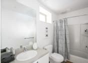 Thumbnail 11 of 19 - Bathroom