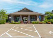 Thumbnail 5 of 13 - Clubhouse