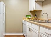 Thumbnail 29 of 36 - Kitchen at Cape Landing, Myrtle Beach, SC