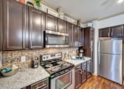 Thumbnail 15 of 33 - Amazing kitchens with modern appliances at Mansfield on the Green, Milwaukie, 76063