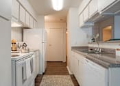 Thumbnail 9 of 32 - Kitchen at Pear Orchard, Mississippi, 39157