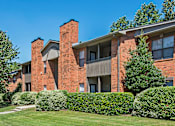 Thumbnail 49 of 52 - Lush Green Outdoor at Riverchase Landing, Alabama