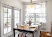 Thumbnail 19 of 29 - Dining at Robley Place, Lafayette, LA, 70503