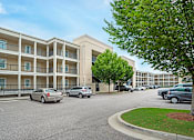 Thumbnail 21 of 27 - Elegant Exterior View at The Heights Apartments, Montgomery, AL 36104