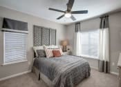Thumbnail 16 of 21 - Bedroom
