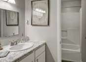 Thumbnail 12 of 14 - Bathroom