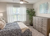 Thumbnail 6 of 24 - Bedroom
