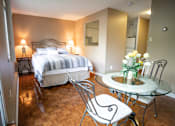 Thumbnail 13 of 23 - Guest Suite