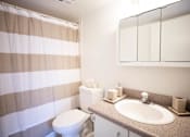 Thumbnail 16 of 23 - Bathroom