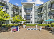 Thumbnail 12 of 28 - Courtyard View at Park and Kingston, Charlotte, NC, 28203