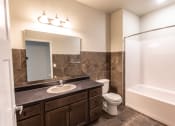 Thumbnail 16 of 24 - bathroom with tub