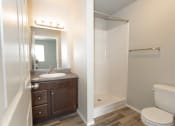 Thumbnail 10 of 20 - bathroom