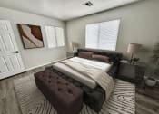 Thumbnail 5 of 11