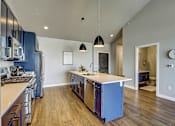 Thumbnail 22 of 55 - Kitchen