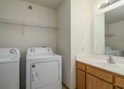 Thumbnail 9 of 14 - Desoto Estates Apartments | Bathroom