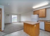 Thumbnail 5 of 14 - Desoto Estates Apartments | Kitchen