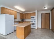 Thumbnail 6 of 14 - Desoto Estates Apartments | Kitchen