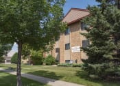 Thumbnail 10 of 10 - the building where the hotel is located. Fargo, ND Parkwood