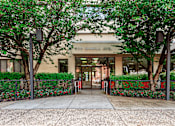 Thumbnail 2 of 13 - 500 Manila Avenue Apartments Entrance