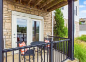 Thumbnail 28 of 42 - Patio