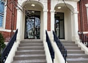 Thumbnail 2 of 3 - Building entrance