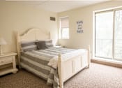 Thumbnail 4 of 18 - Large bedroom with  huge windows