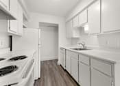 Thumbnail 4 of 38 - White Kitchen
