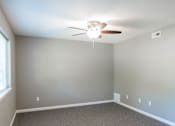 Thumbnail 9 of 18 - North Bay Apartments Fairfield IA