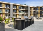 Thumbnail 19 of 26 - Outdoor Grill Station at Pebblebrook Court, Bloomington