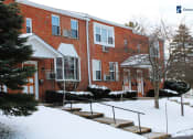 Thumbnail 47 of 54 - Exterior at Lincoln Square Apartments at 4055 Knoll Drive in Hamburg, NY