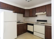 Thumbnail 24 of 54 - Classic Apartment Home Kitchen at Lincoln Square Apartments at 4055 Knoll Drive in Hamburg, NY
